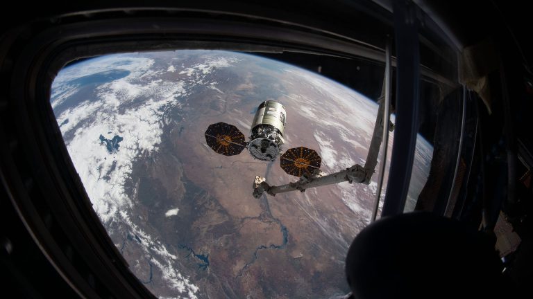 Cattura della Cygnus NG-15 da parte della ISS