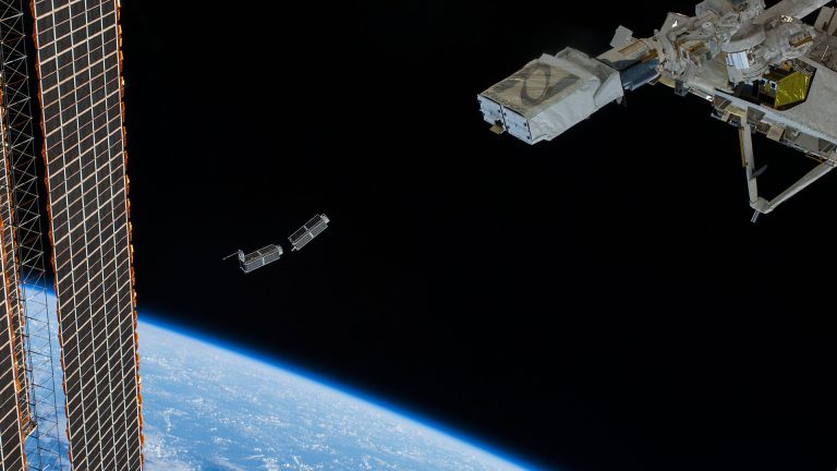 Set di cubesats della NanoRacks rilasciati dalla ISS