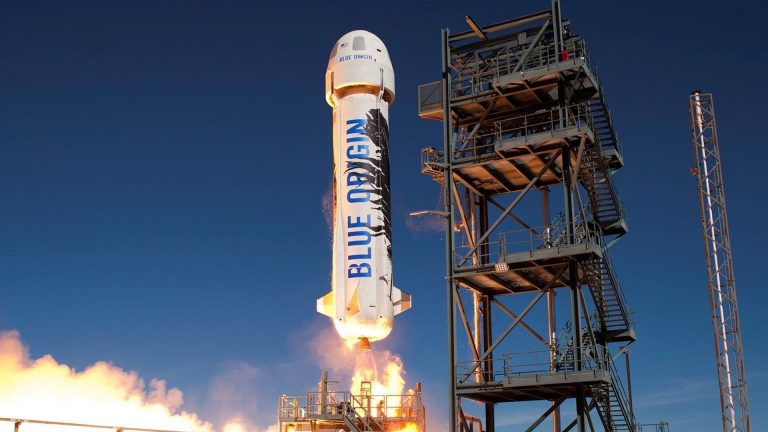 New Shepard della Blue Origin al decollo