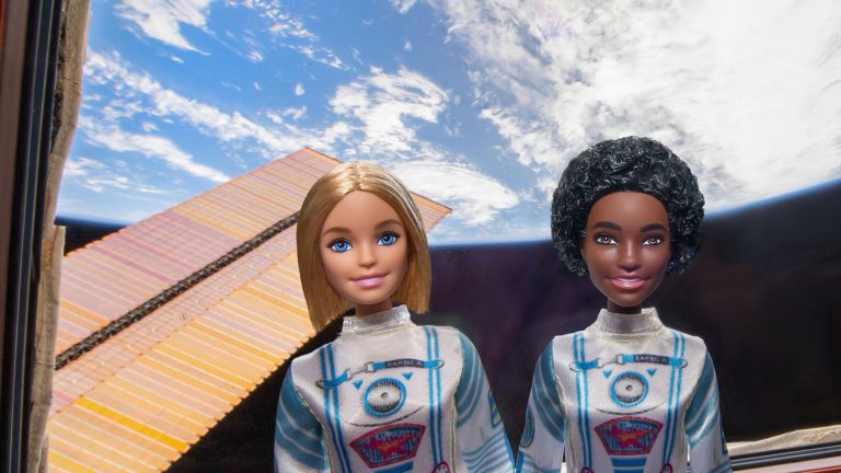 Le Barbie portate a bordo della Stazione Spaziale Internazionale