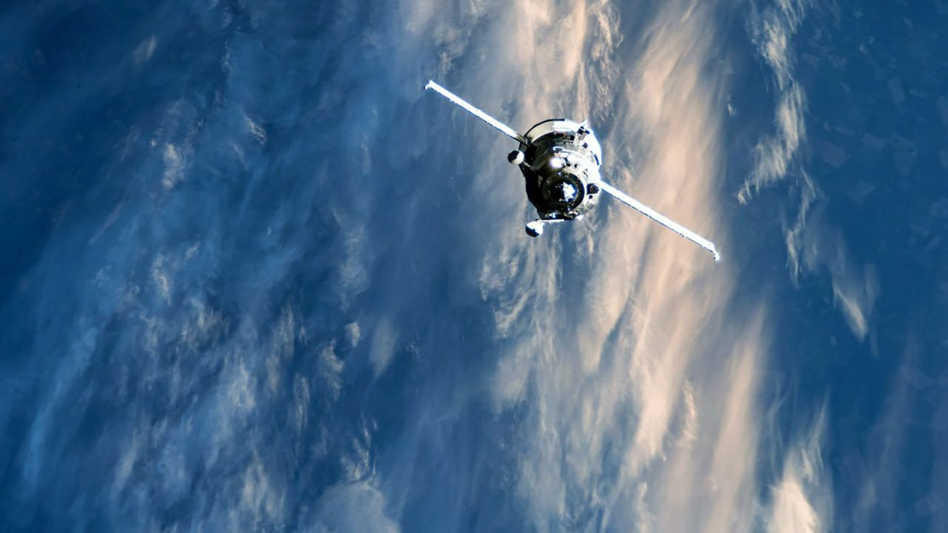La Progress MS-19 in volo libero dopo essere salpata dalla ISS